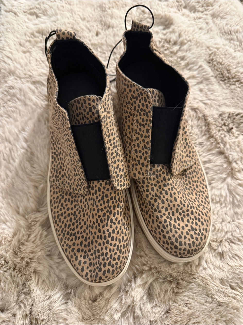 Universal Thread Kids Slip-On Sneakers in Tan with Black Leopard Spots